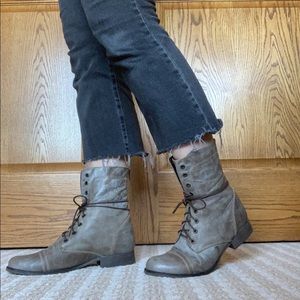 Steve Madden Combat Books